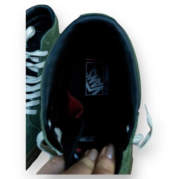 Vans Sk8-Hi MTE Collection Green Suede HighTops Insulated Interior Men Size 10.5 - Picture 12 of 16